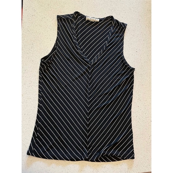 r-wear Rampage Clothing tank - Picture 3 of 7